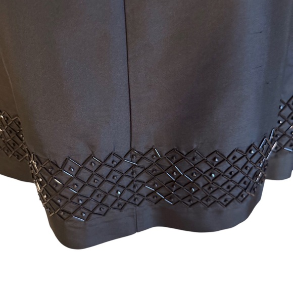 H & M  100% silk box pleat skirt with beaded hem. - Picture 9 of 11
